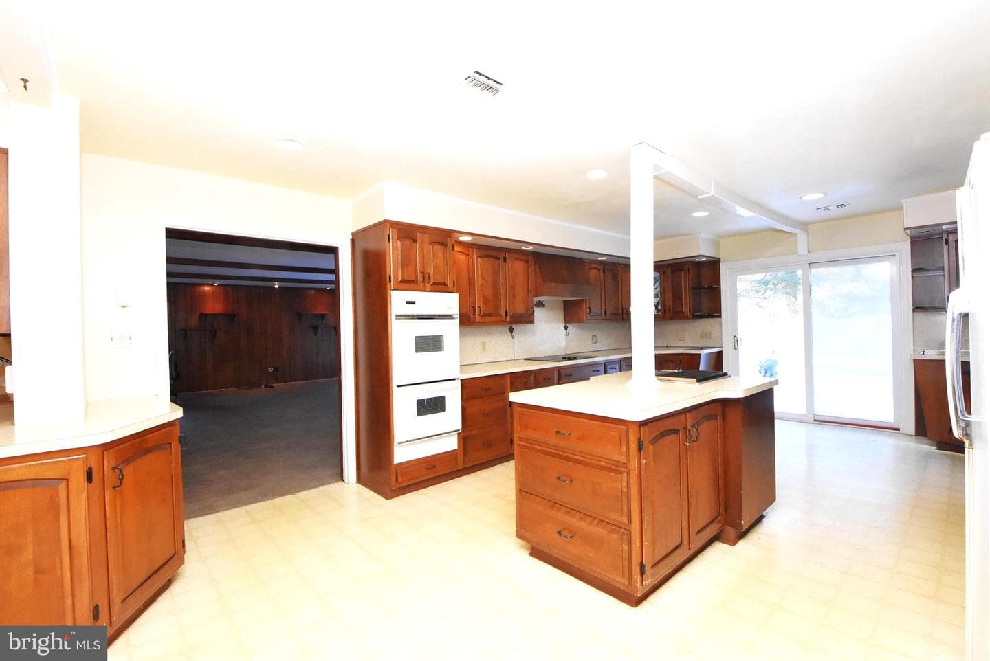 1850 Briarcliff Terrace photo 9