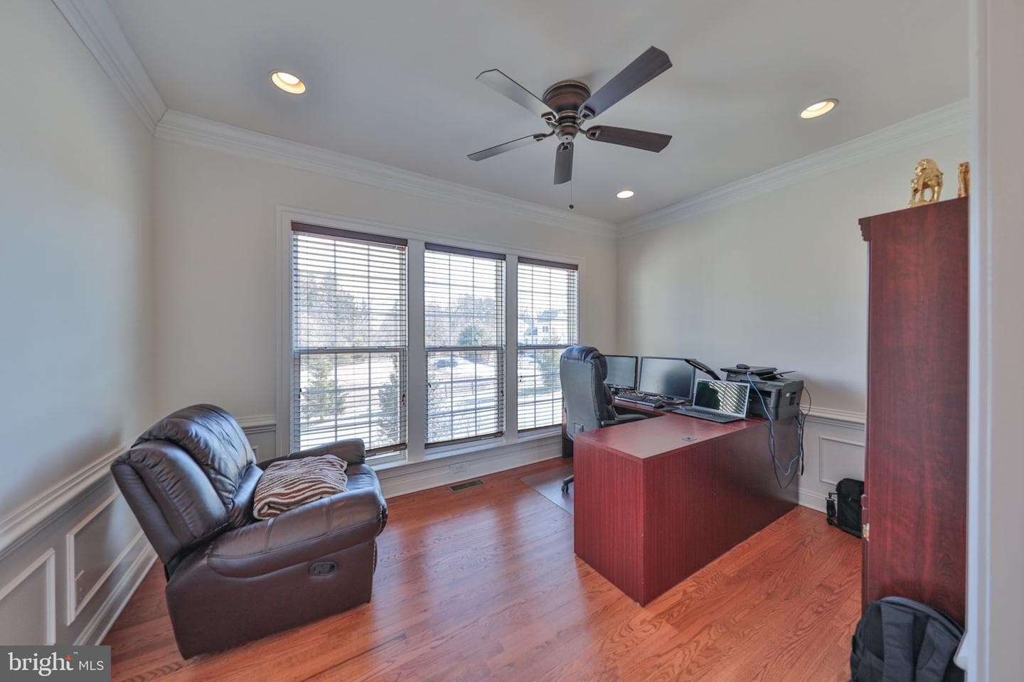 1919 Pembrooke Drive photo 16