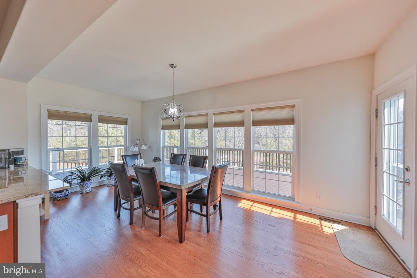 1919 Pembrooke Drive photo 23