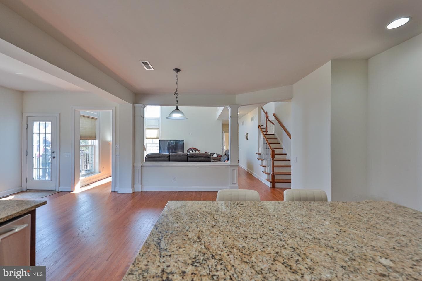 1919 Pembrooke Drive photo 32