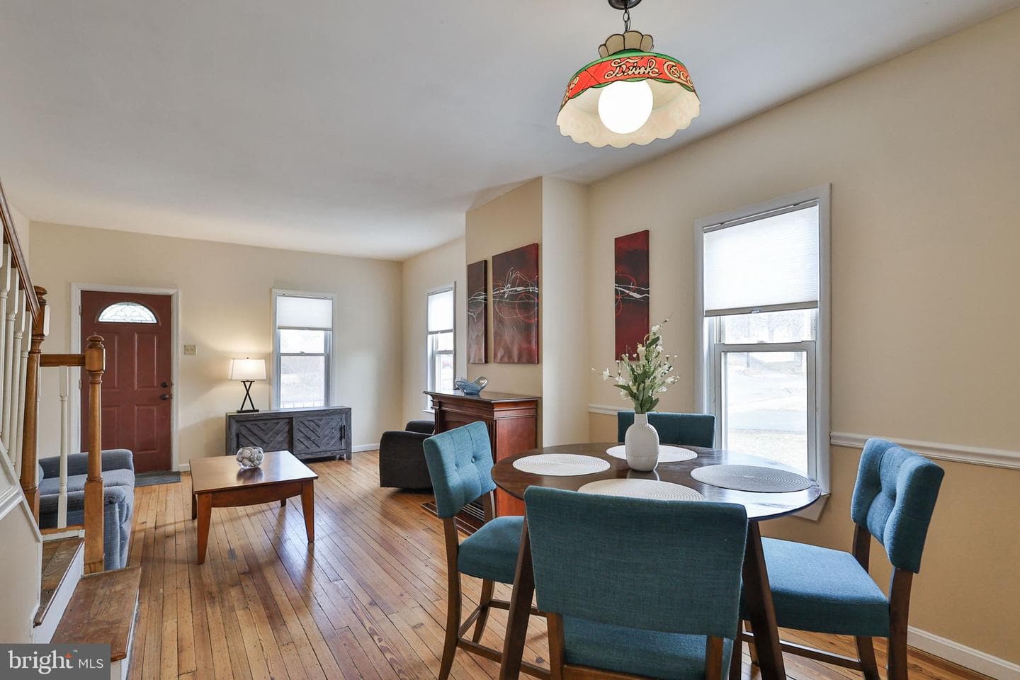 2045 Kenmore Avenue photo 12