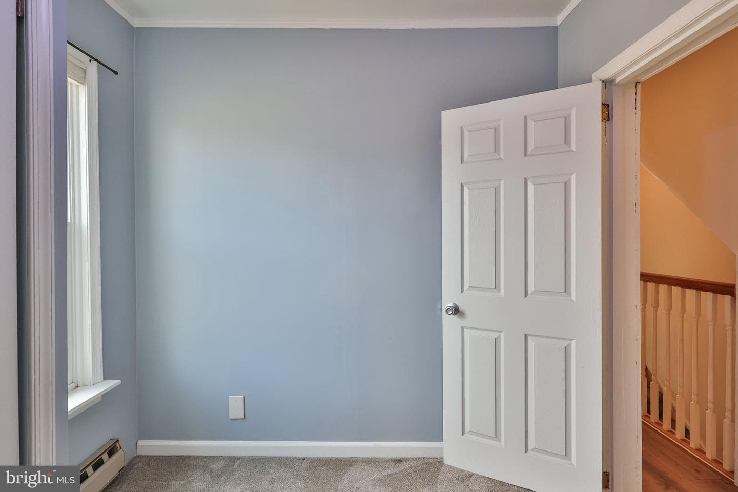 2045 Kenmore Avenue photo 34