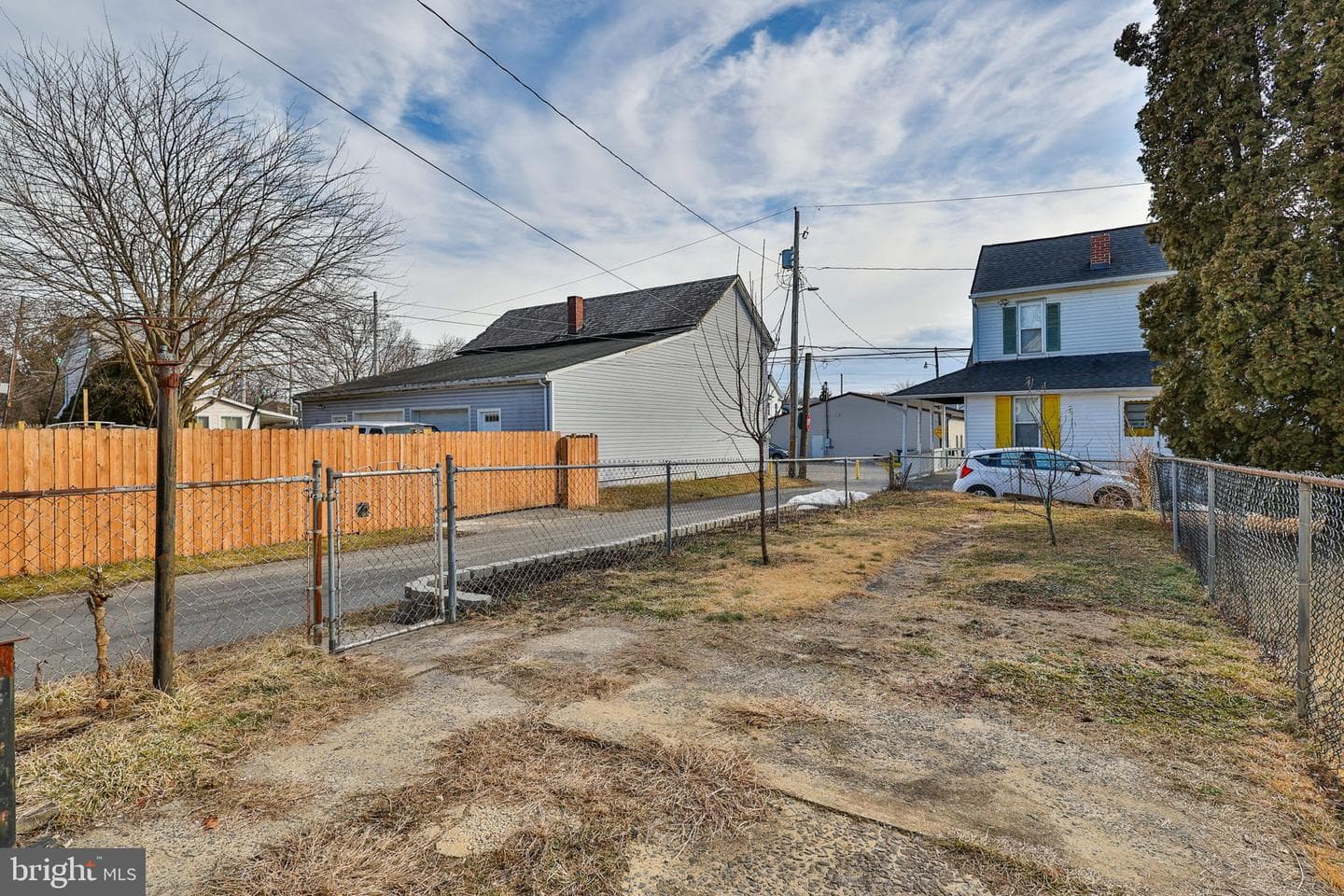 2045 Kenmore Avenue photo 48
