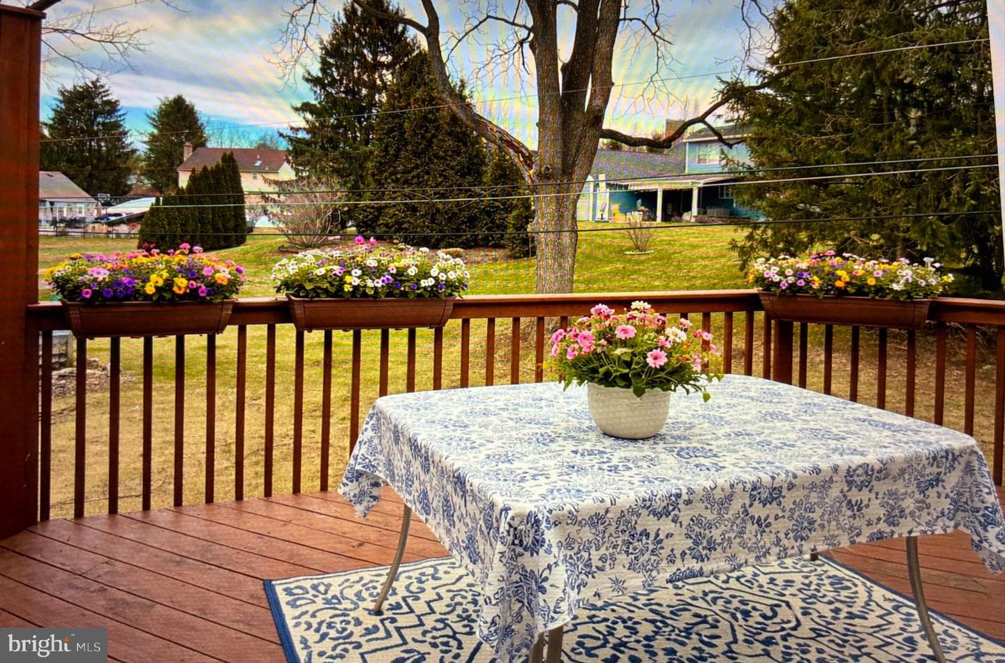1989 Forest Lane photo 17