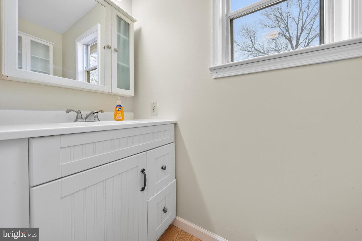 6527 Walnut photo 20