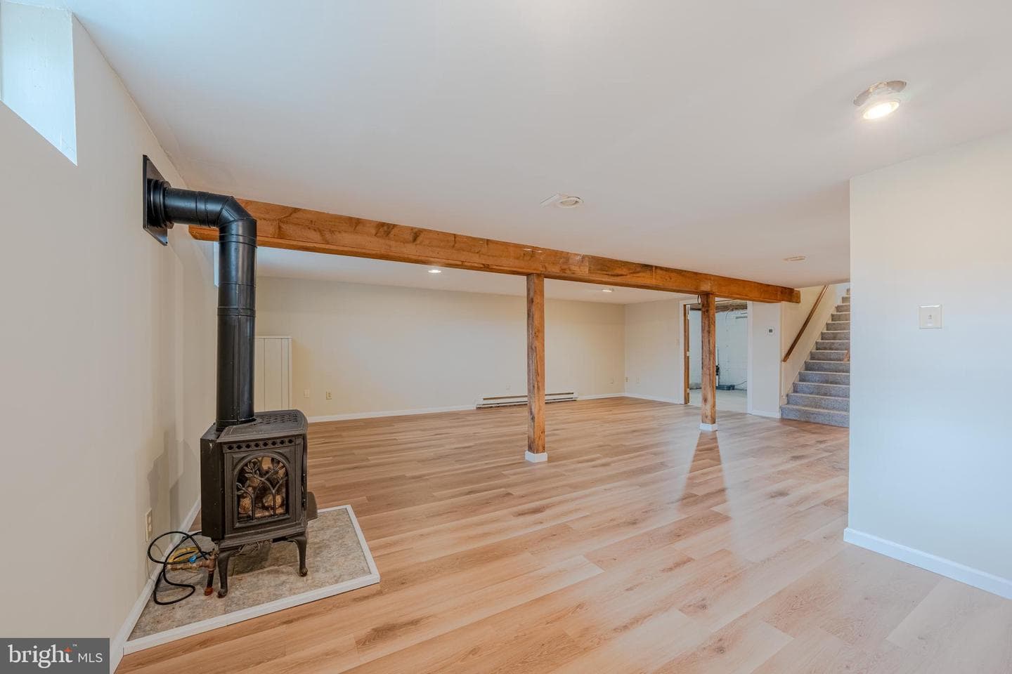 6527 Walnut photo 22