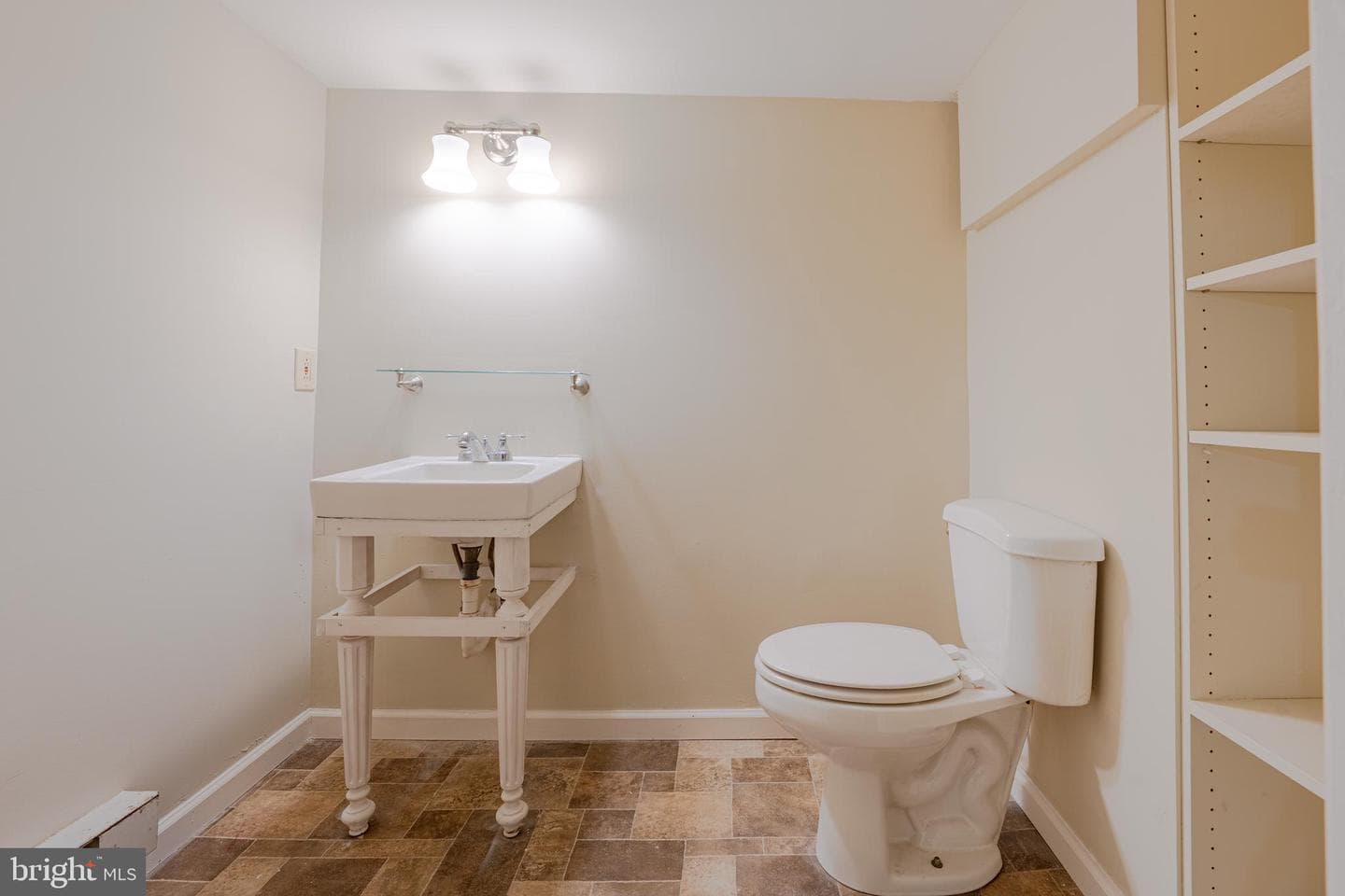 6527 Walnut photo 26