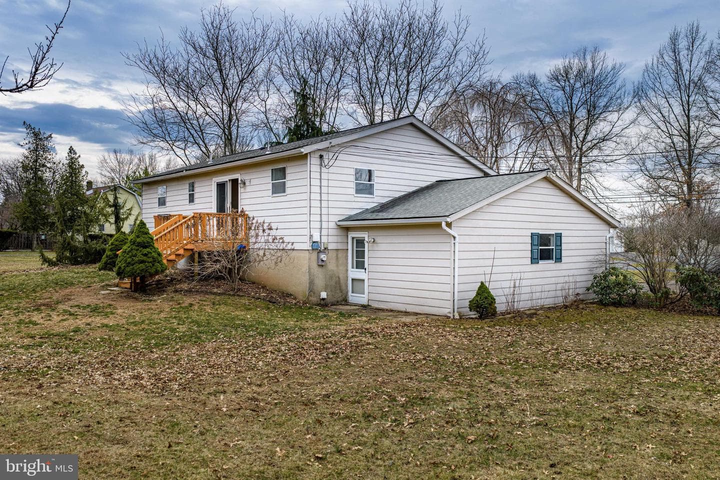 6527 Walnut photo 29