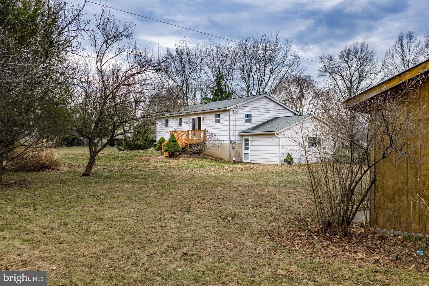 6527 Walnut photo 36