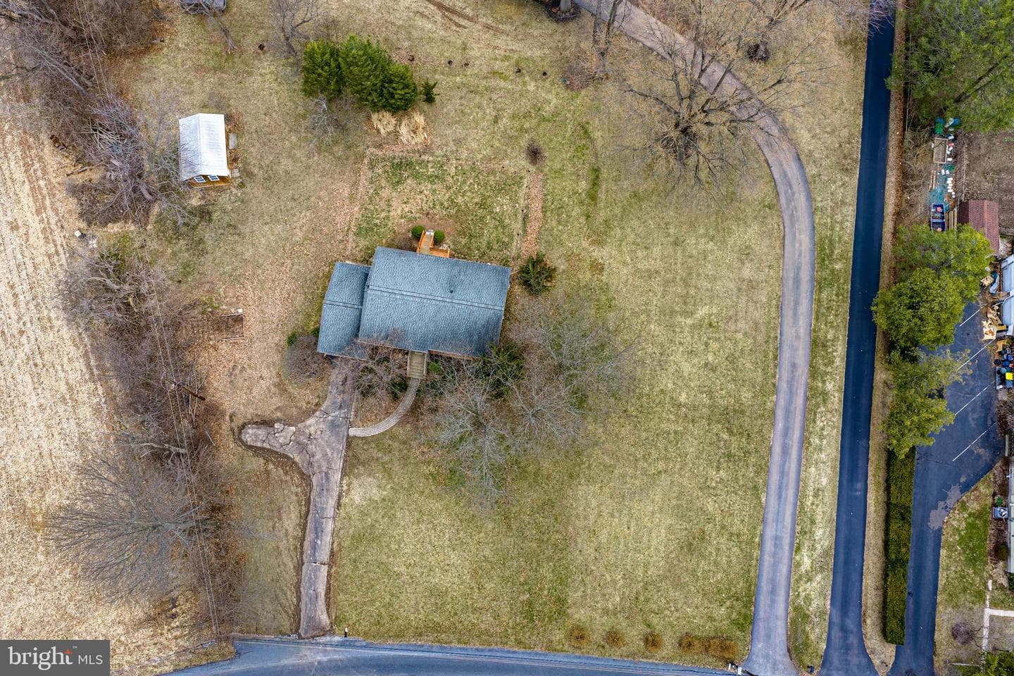 6527 Walnut photo 38