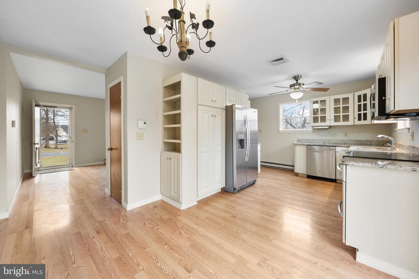6527 Walnut photo 5