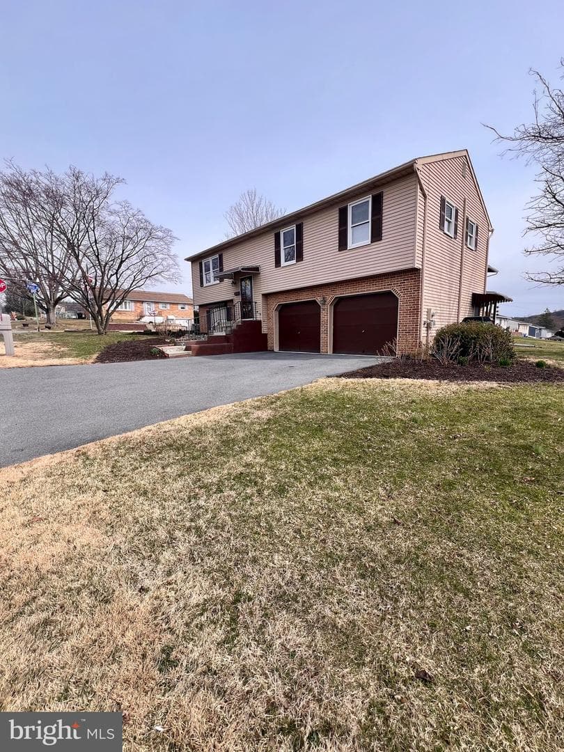 806 E Paoli Street photo 2