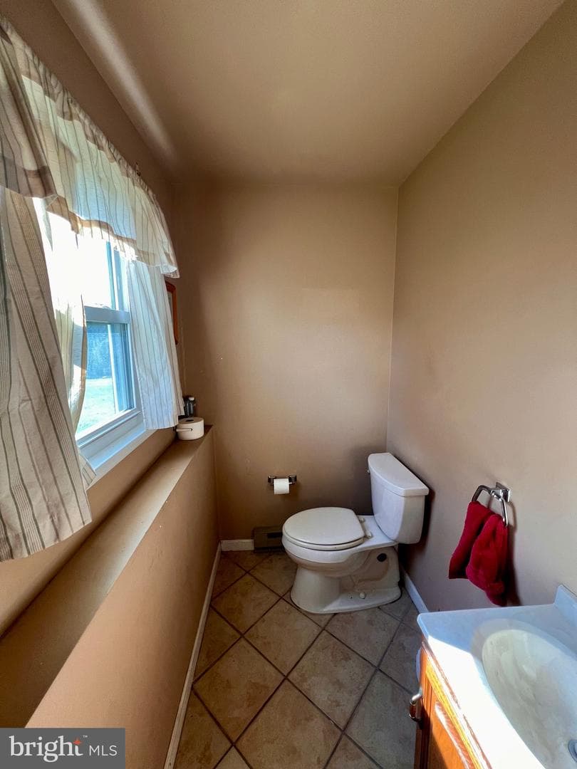 806 E Paoli Street photo 28