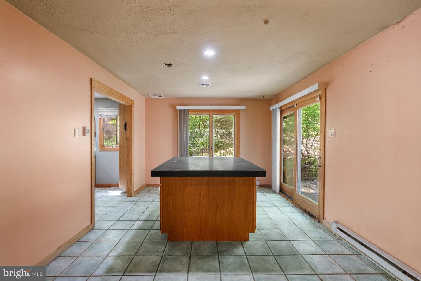 1620 Bobalew Trl photo 17