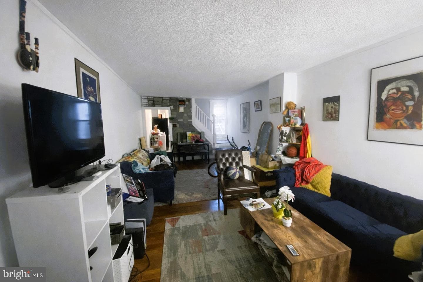 274 E Elm Street photo 3
