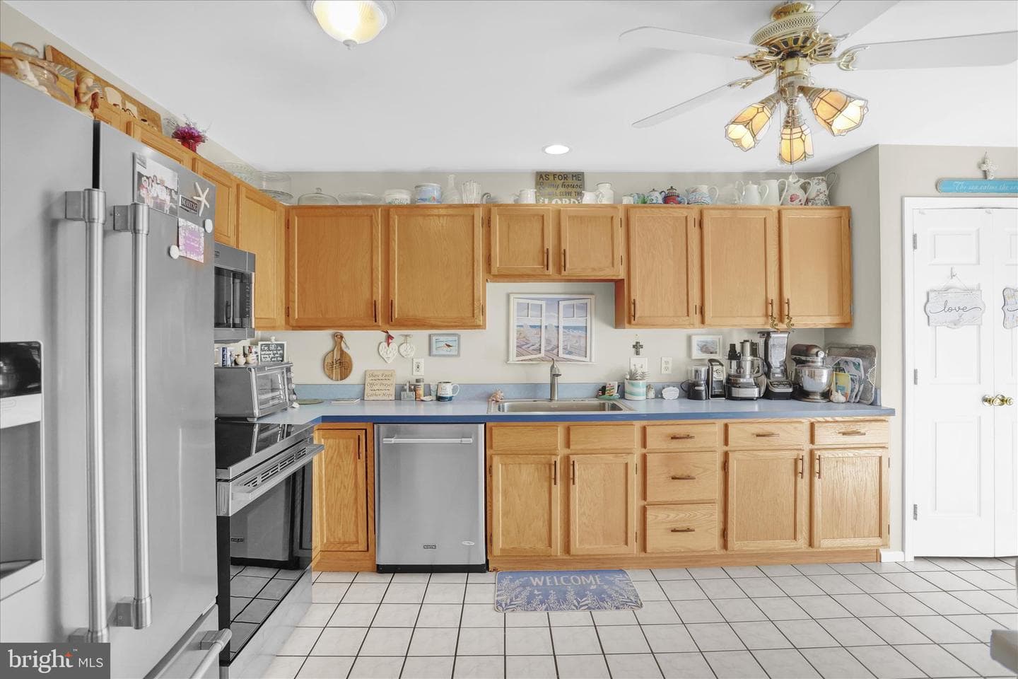 1560 Pinewind Drive photo 18