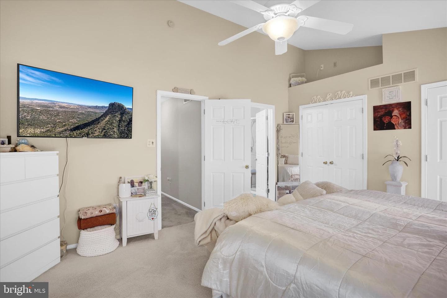 1560 Pinewind Drive photo 36