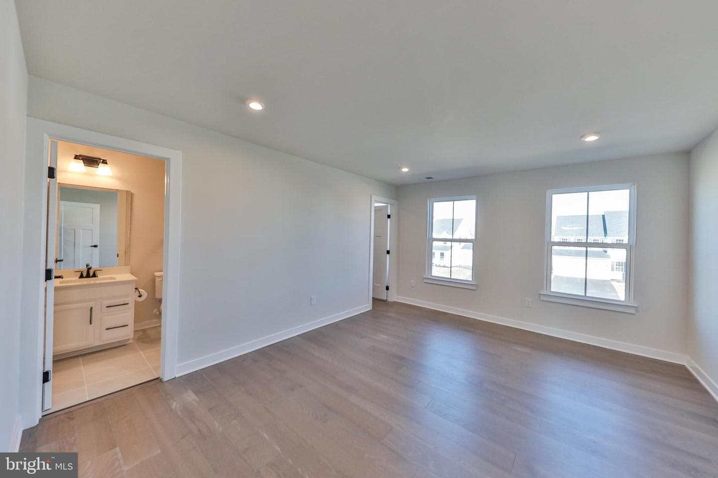 2890 Hawk Valley Court photo 29