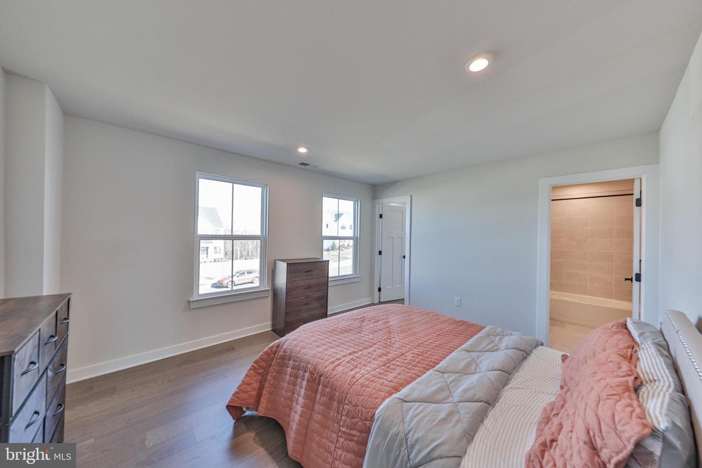 2890 Hawk Valley Court photo 31
