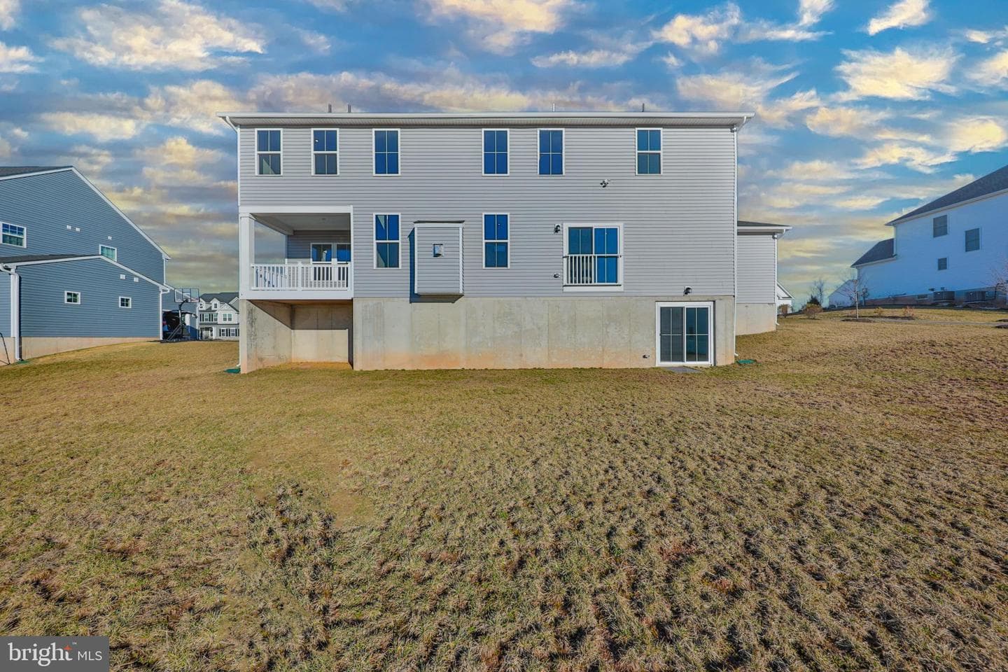2890 Hawk Valley Court photo 40