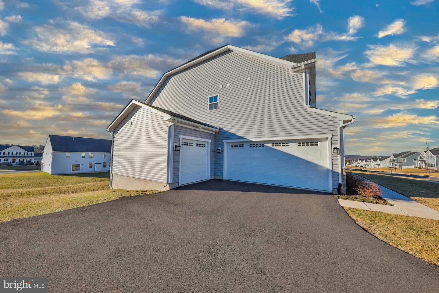 2890 Hawk Valley Court photo 41