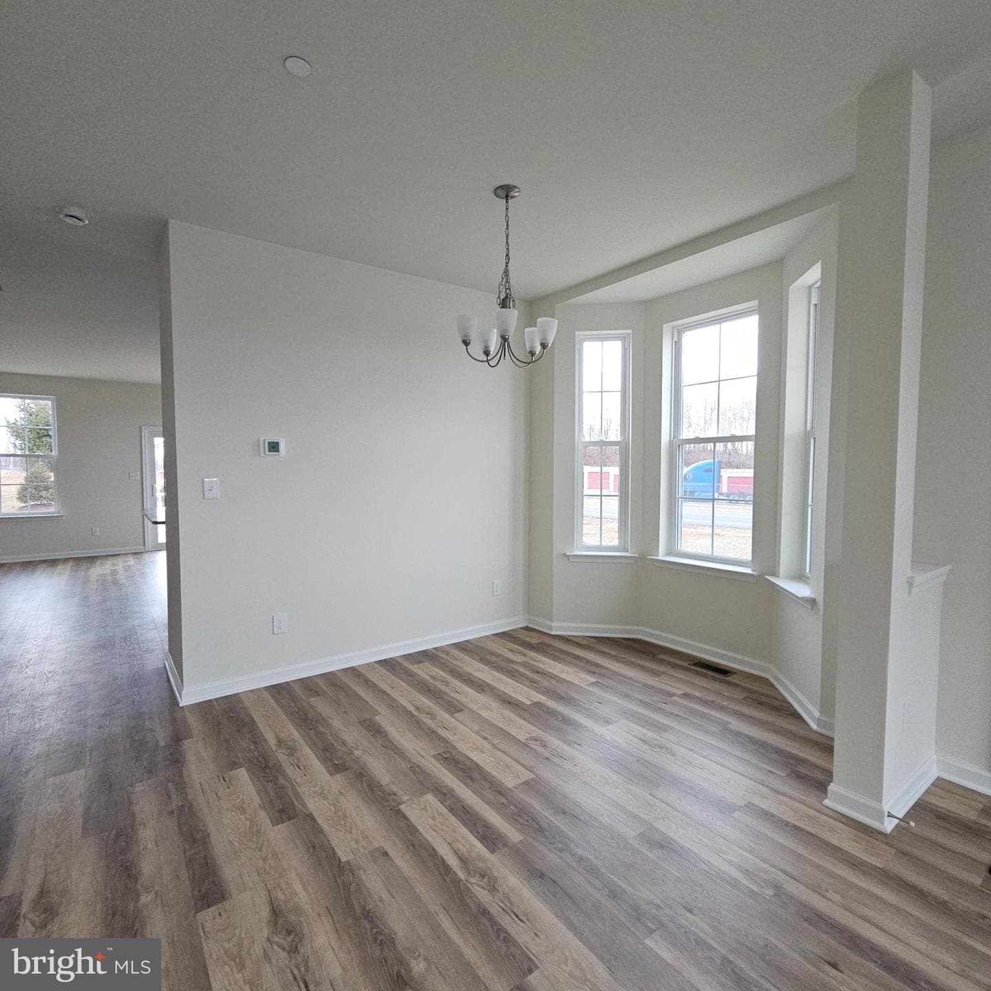 625 Fountain View Circle photo 7