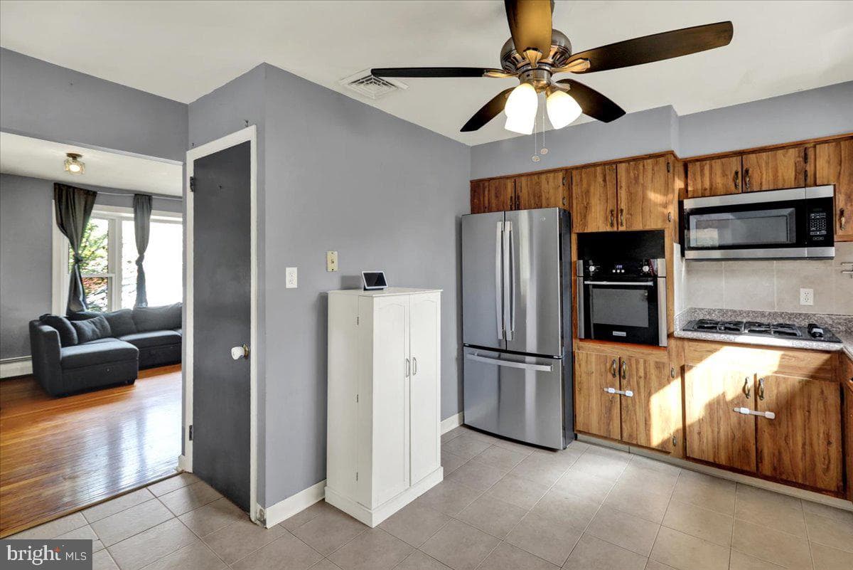 815 N 22nd Street photo 9