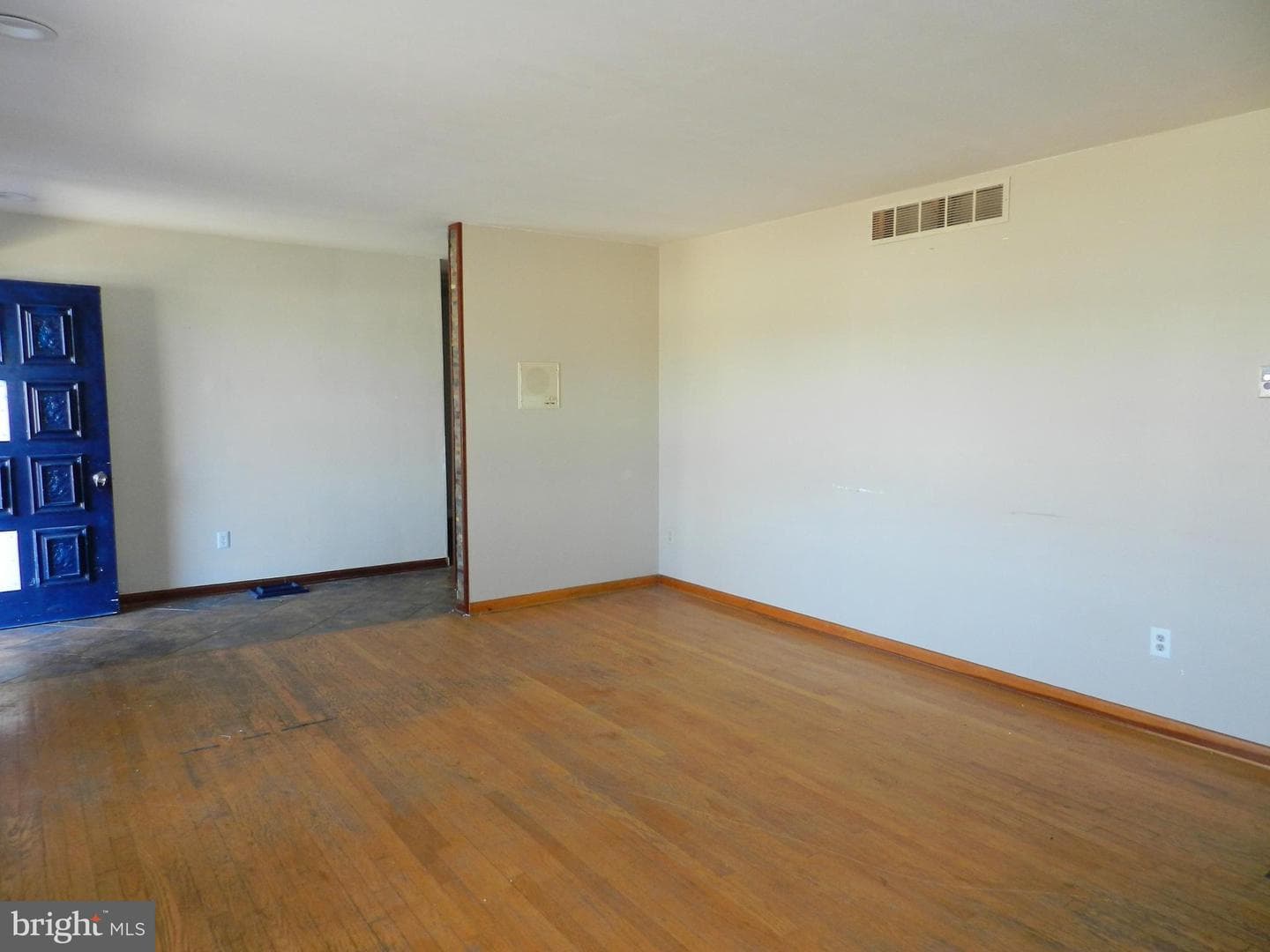 1055 Pine Tree Drive photo 12