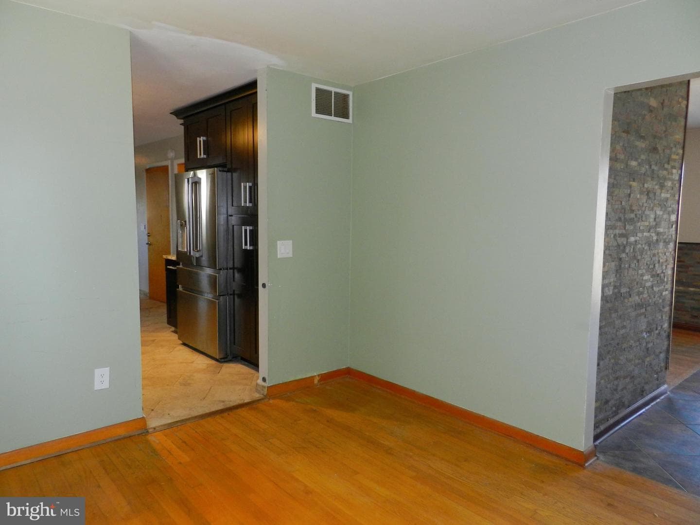 1055 Pine Tree Drive photo 14