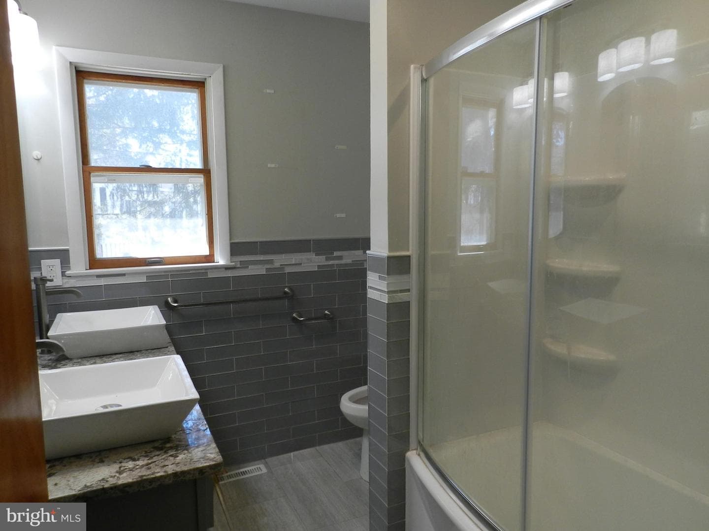 1055 Pine Tree Drive photo 24