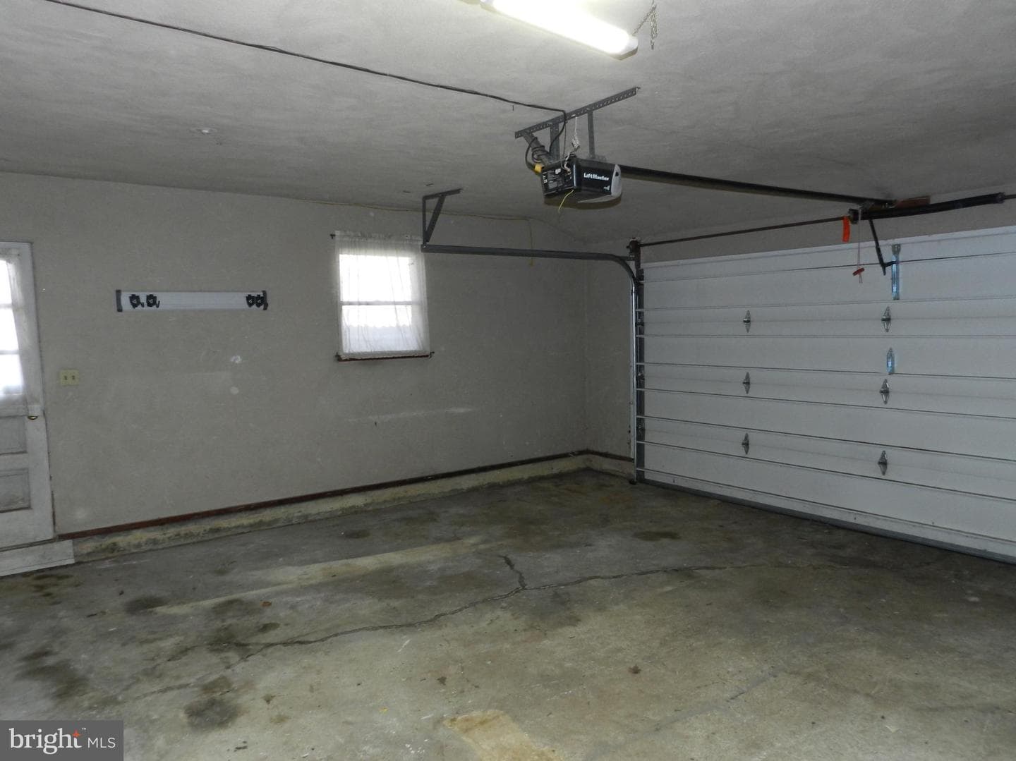 1055 Pine Tree Drive photo 30