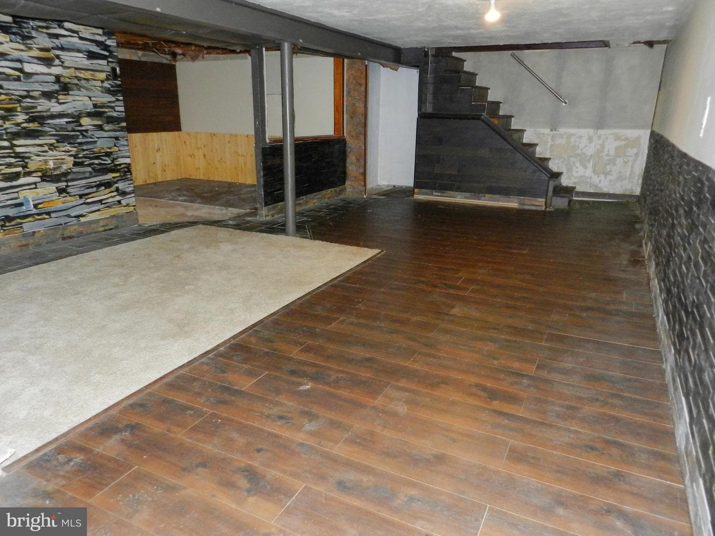 1055 Pine Tree Drive photo 32