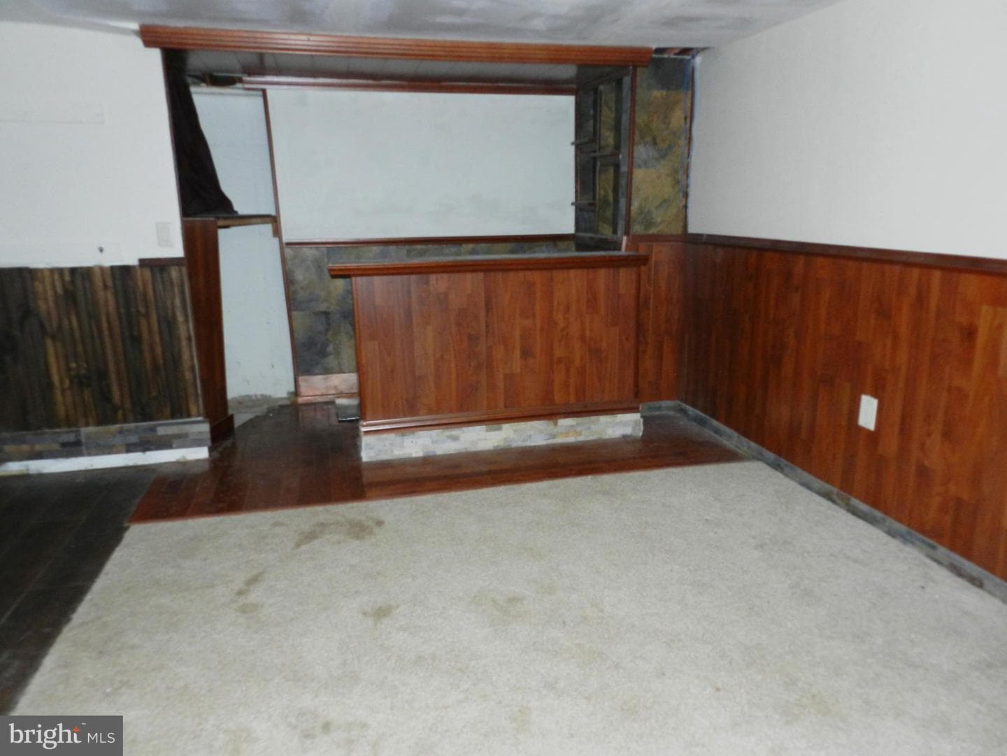 1055 Pine Tree Drive photo 36