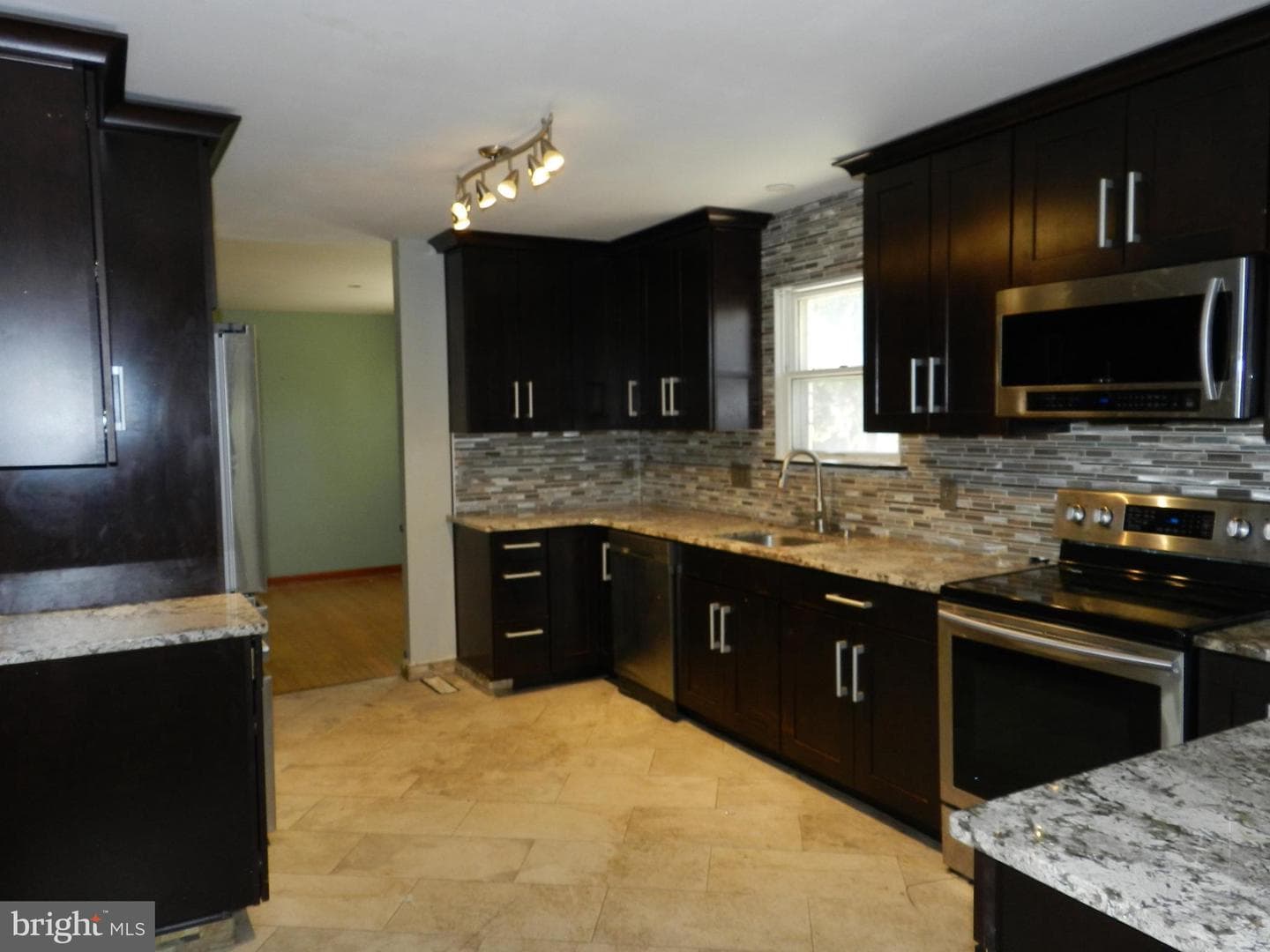 1055 Pine Tree Drive photo 7