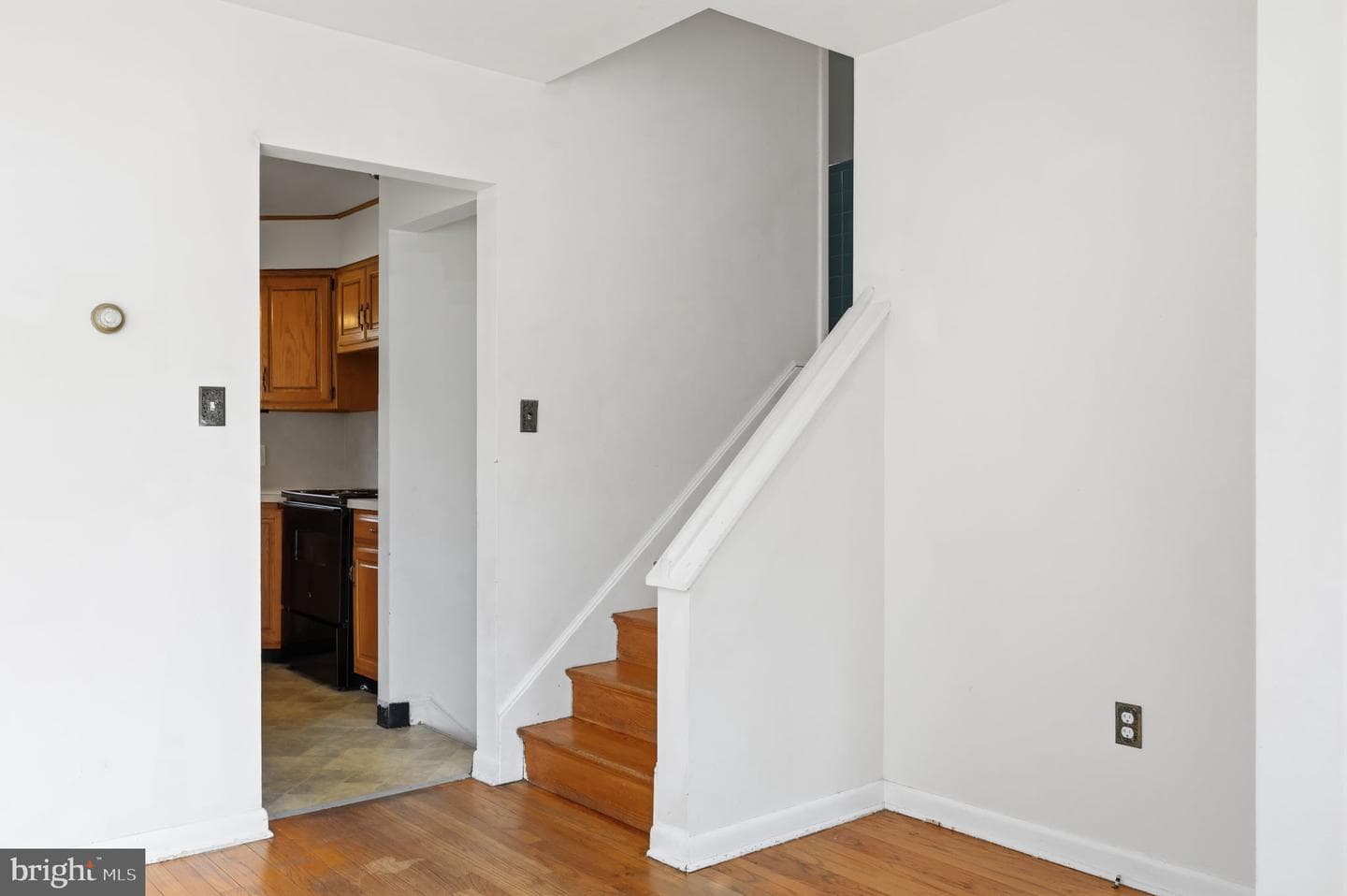 739 Henry Drive photo 15