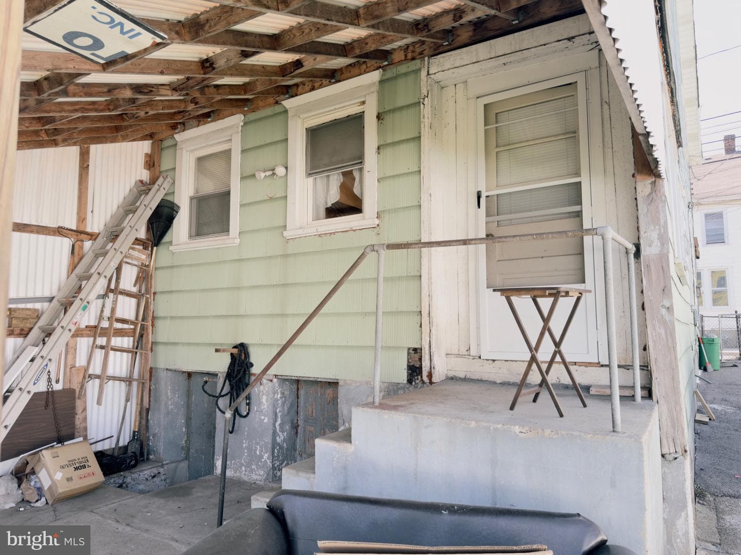 423 N Railroad Street photo 10