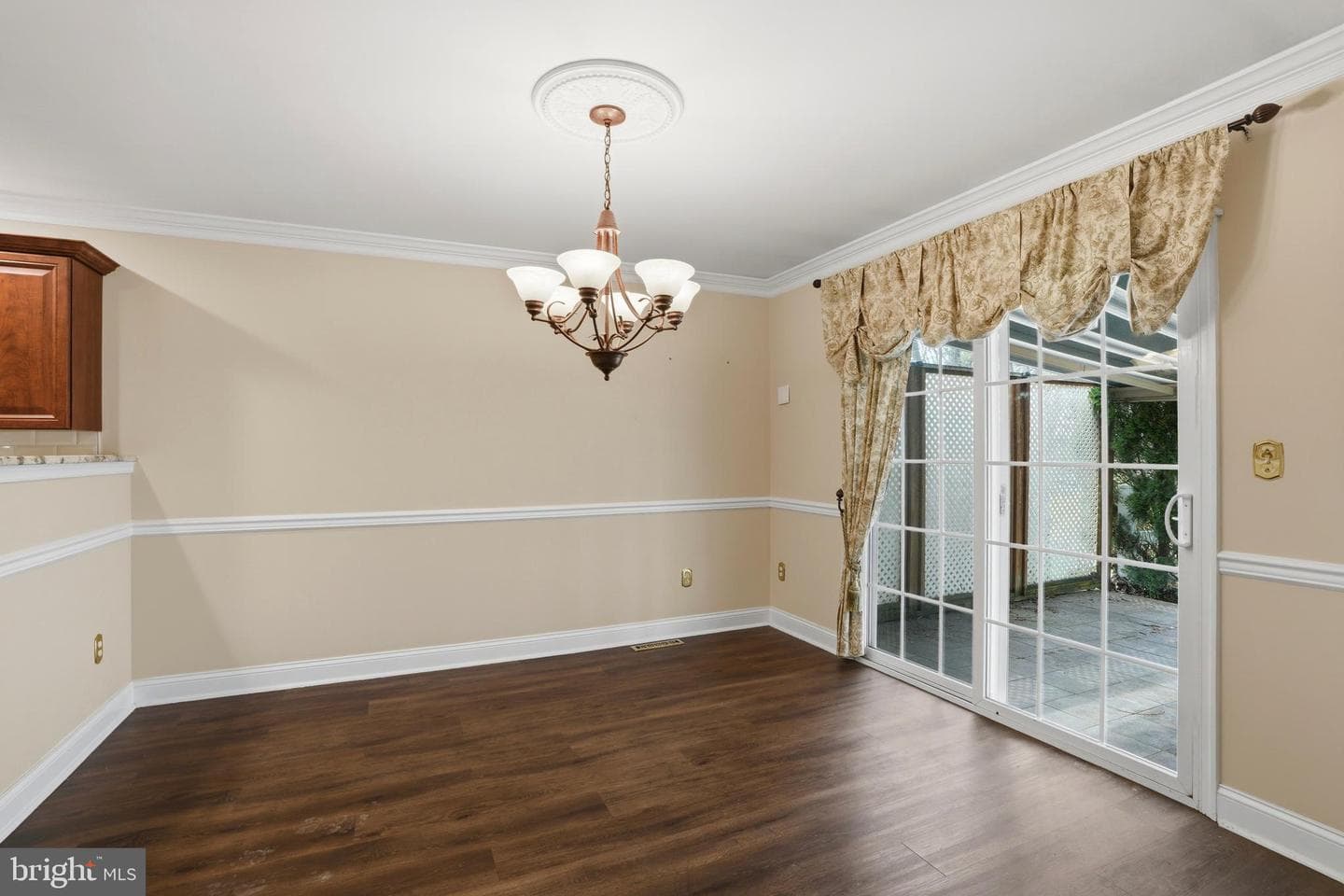 2001 Rolling Meadow Drive photo 12