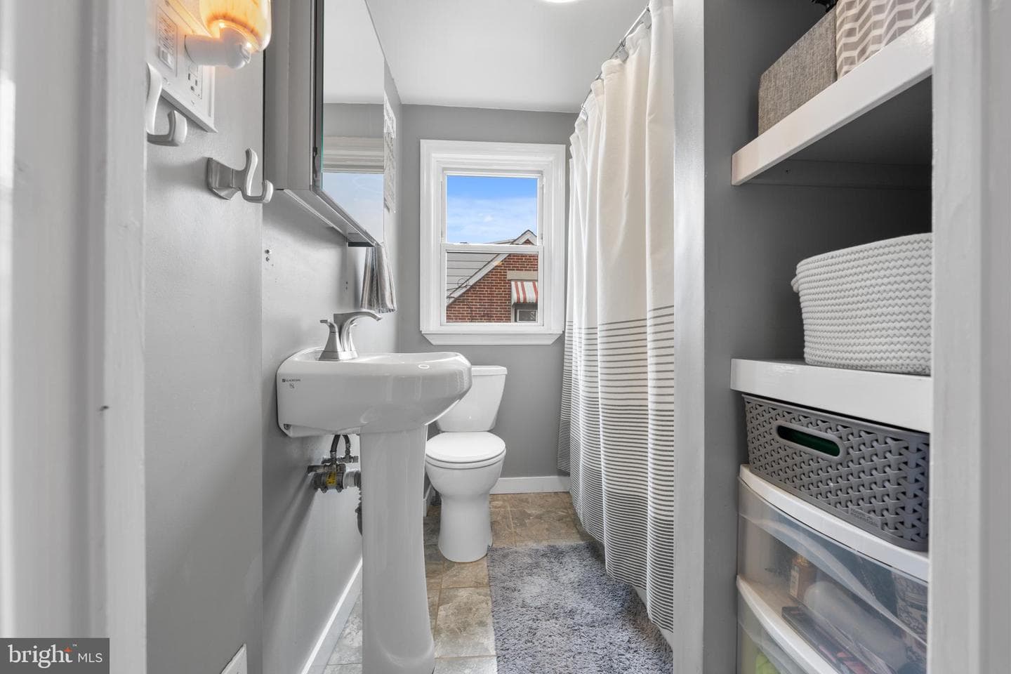 240 5th Street photo 21