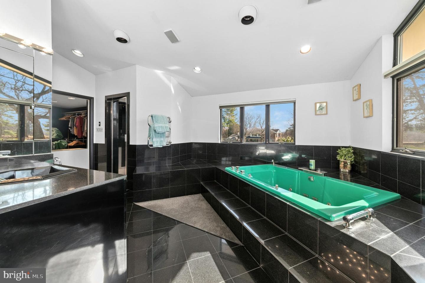 2334 Riverbend Road photo 26
