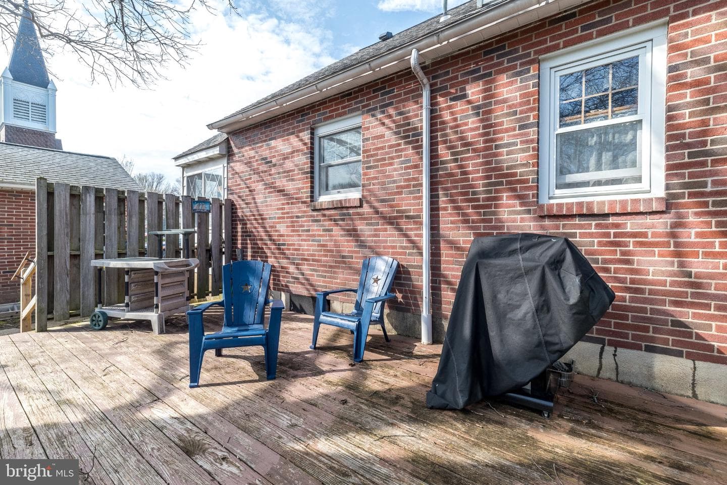 520 Thomas Street photo 23