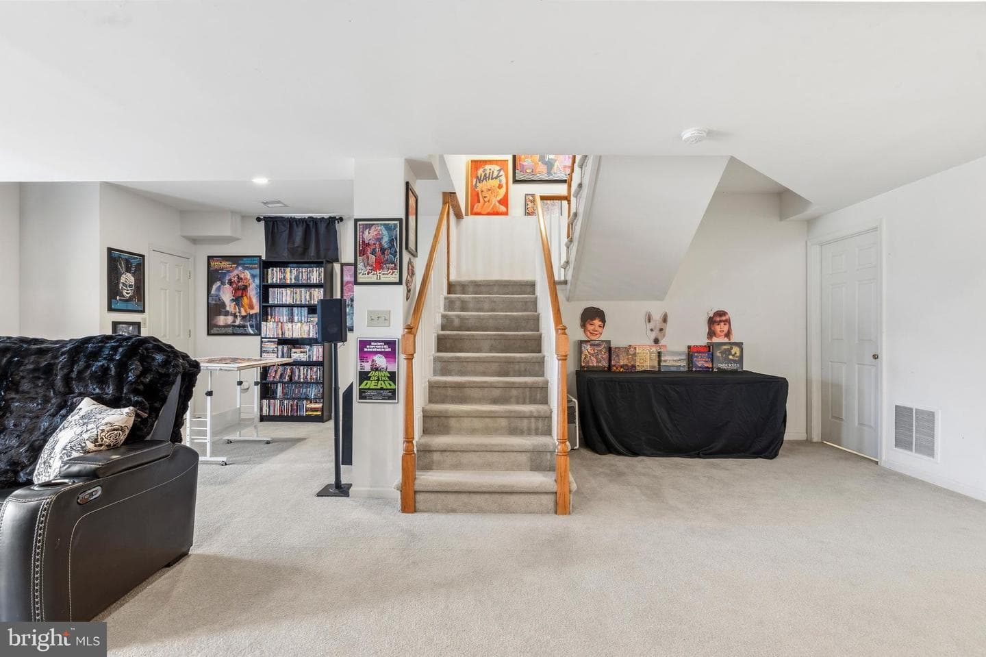 5261 Dartmouth Drive photo 27