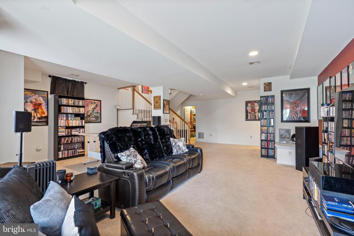 5261 Dartmouth Drive photo 28
