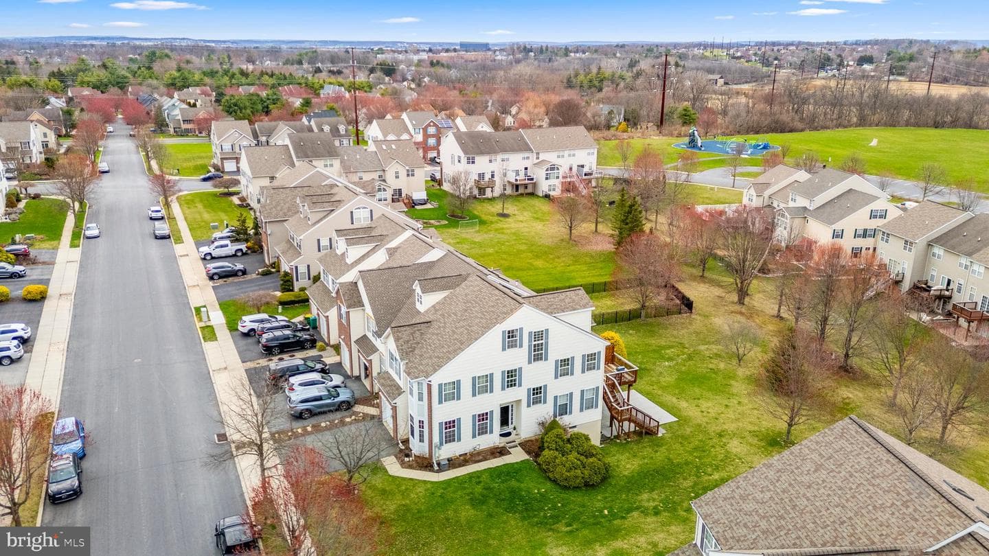 5261 Dartmouth Drive photo 35