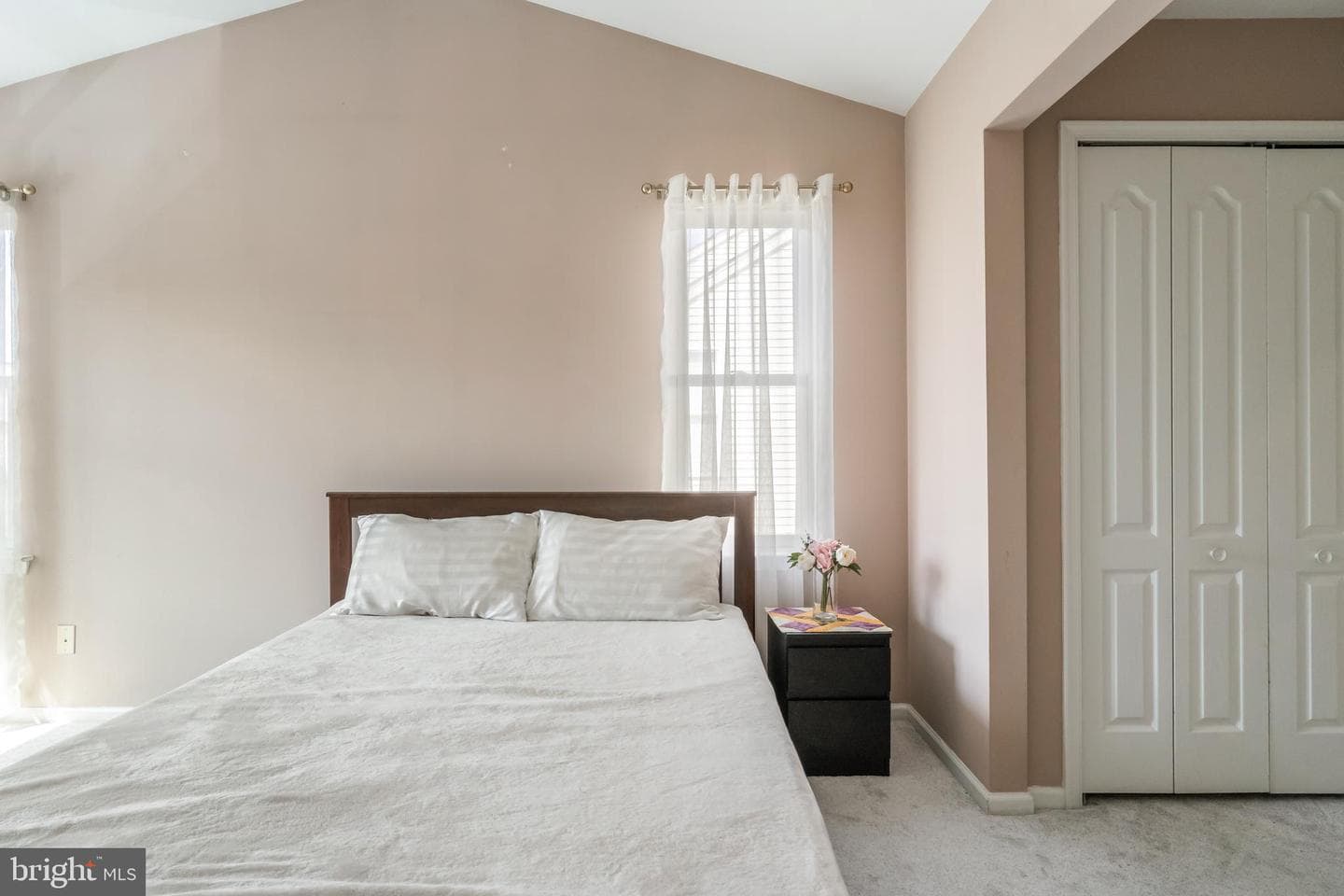 311 Windsor Place photo 23