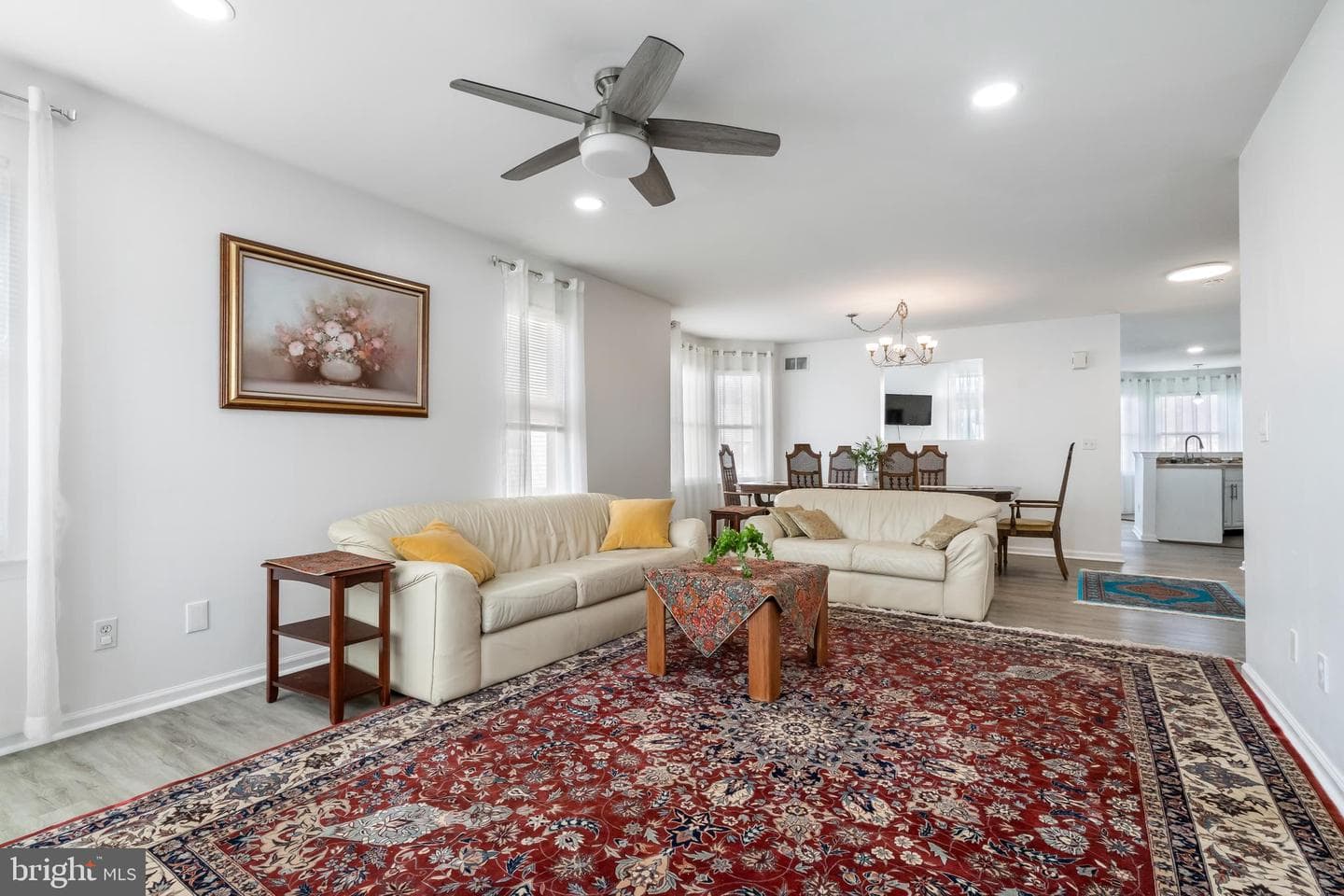 311 Windsor Place photo 6