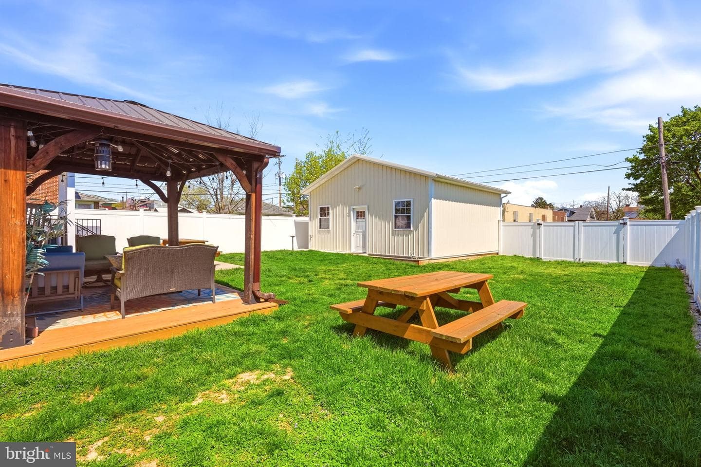 901 N Wahneta Street photo 63