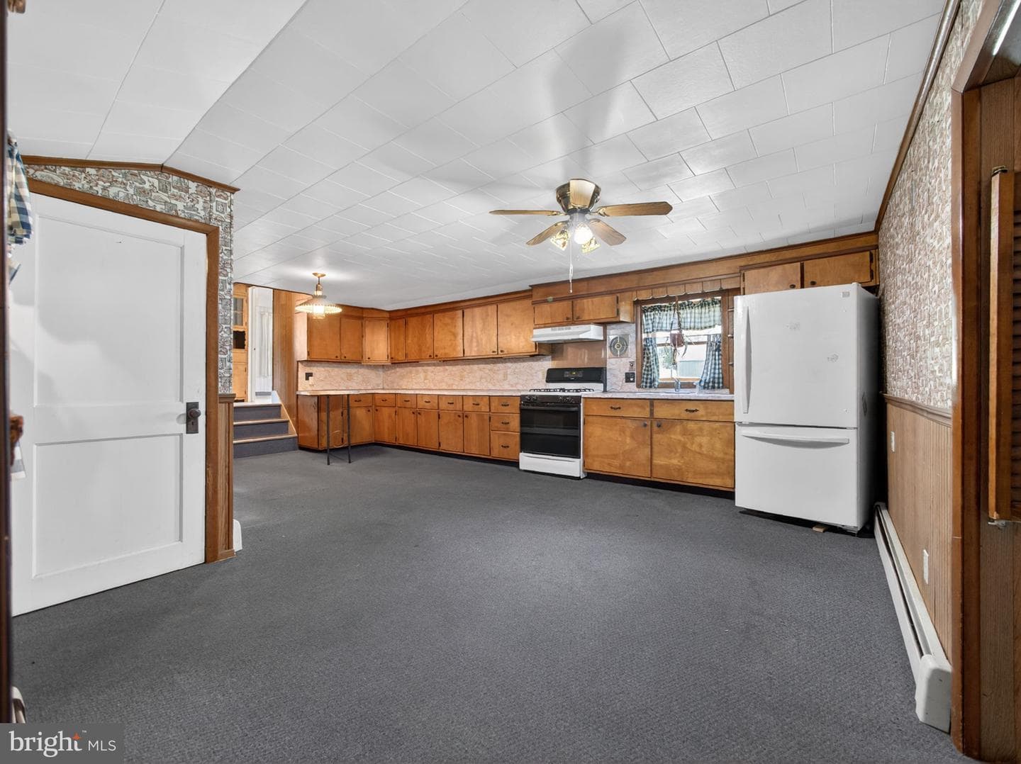 8275 Mertztown Road photo 28