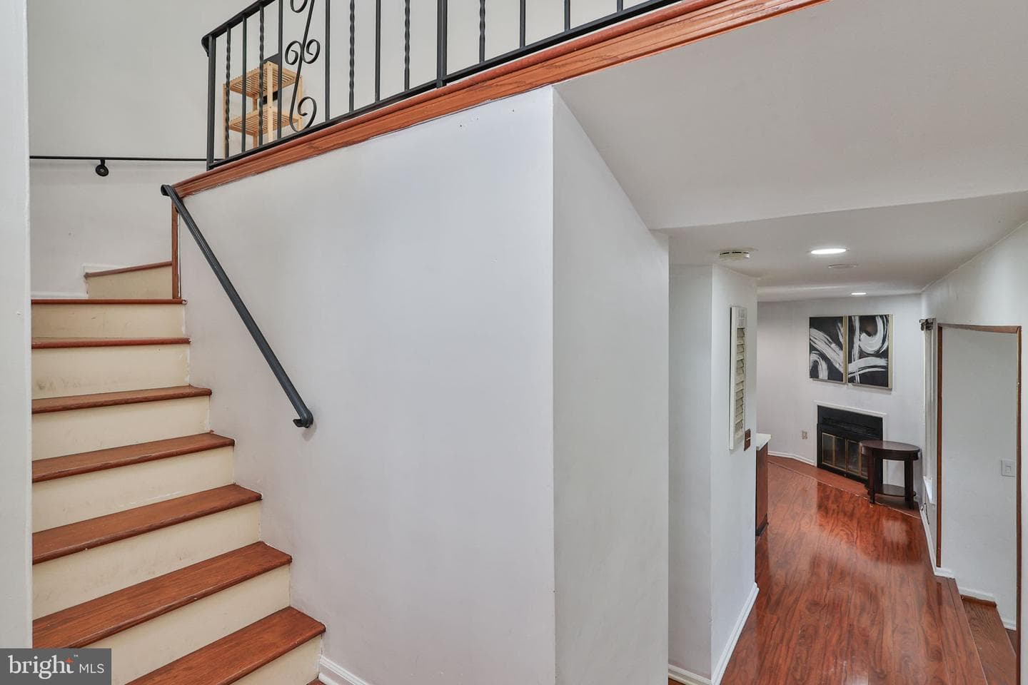 8332 Willow Run photo 5