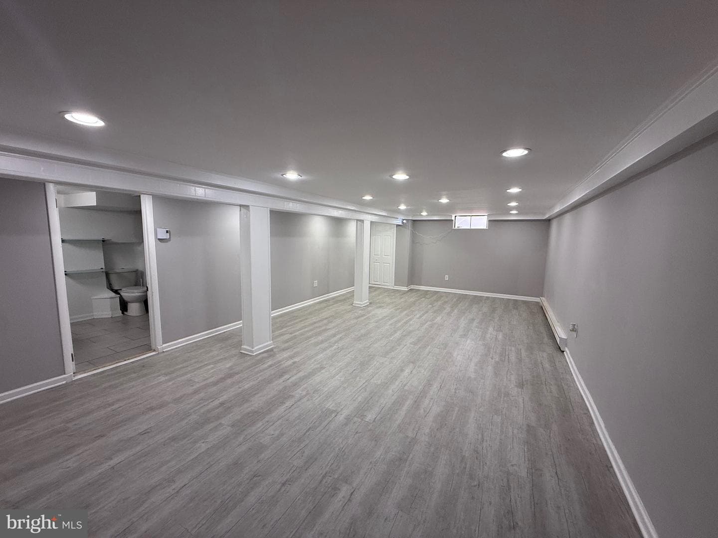 849 N Arch Street photo 14