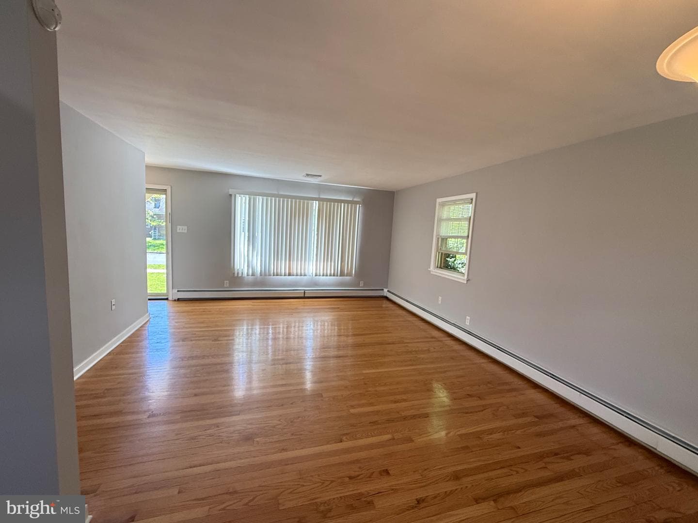 849 N Arch Street photo 5